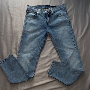 512 Levi’s Jeans